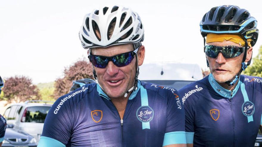 Lance Armstrong se moja sobre el positivo de Froome