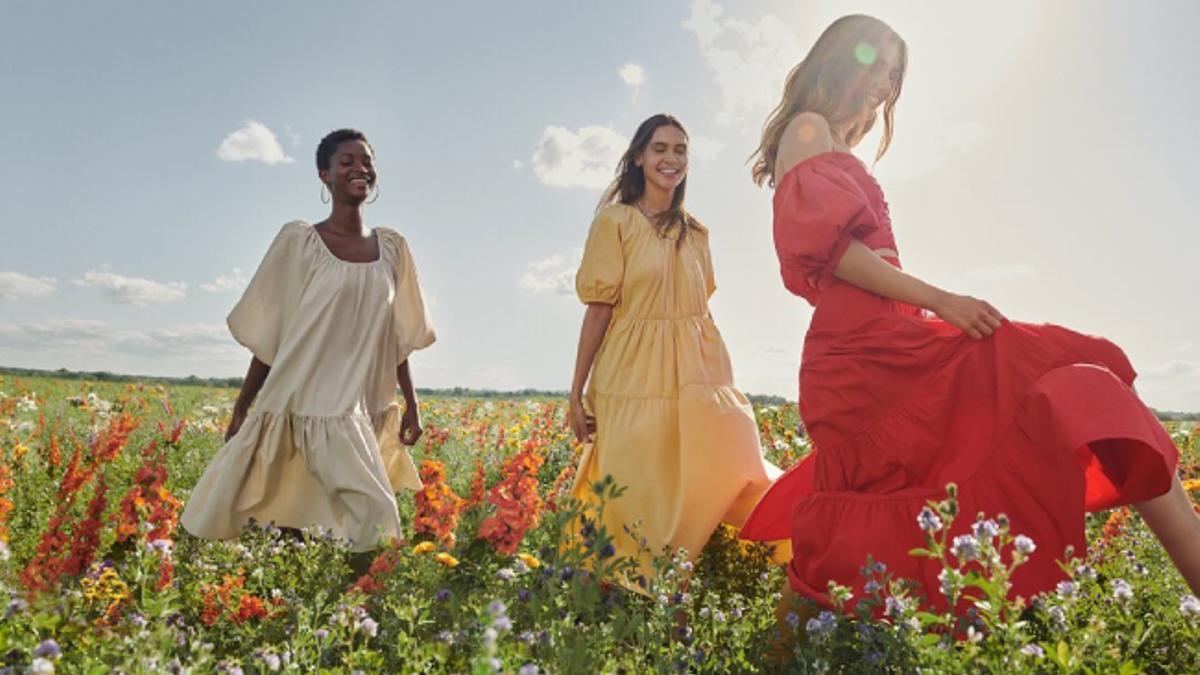 Los 10 vestido de rebajas de Mango que cuestan menos de 30 euros