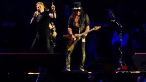 Guns n’Roses, en un moment de l’actuació.