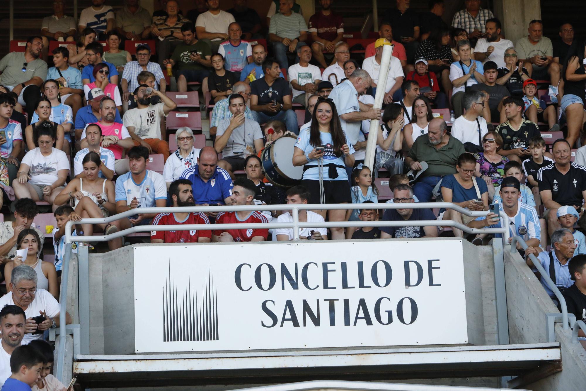 El Celta Golea al Compos en el ansiado choque amistoso