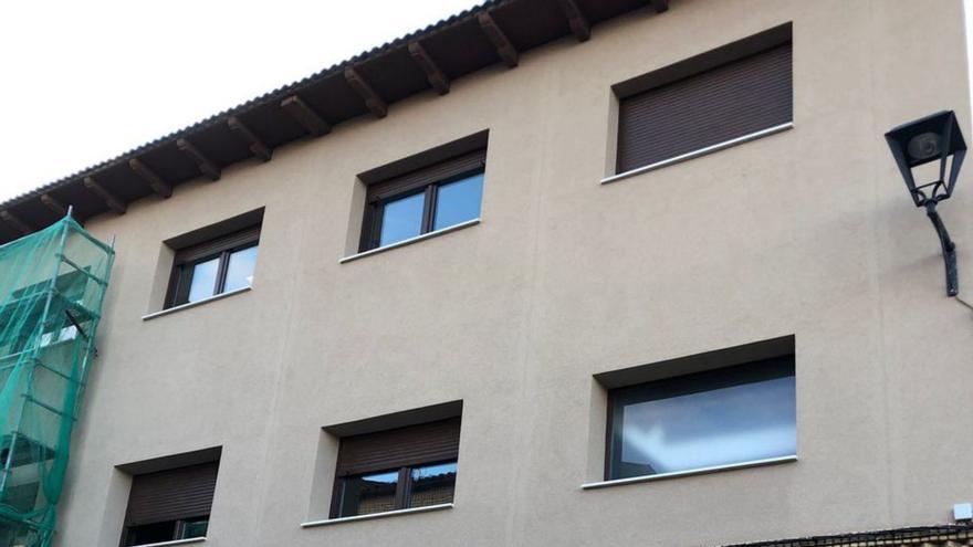 Aspecto que presenta una parte de la fachada ya restaurada. | SERVICIO ESPECIAL