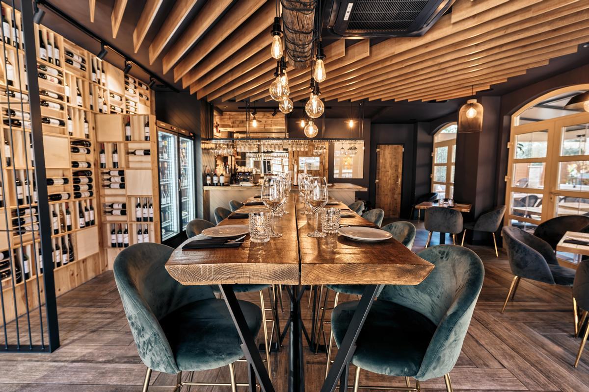 Un local elegante y acogedor, para que disfrutes de una experiencia gastronómica perfecta.