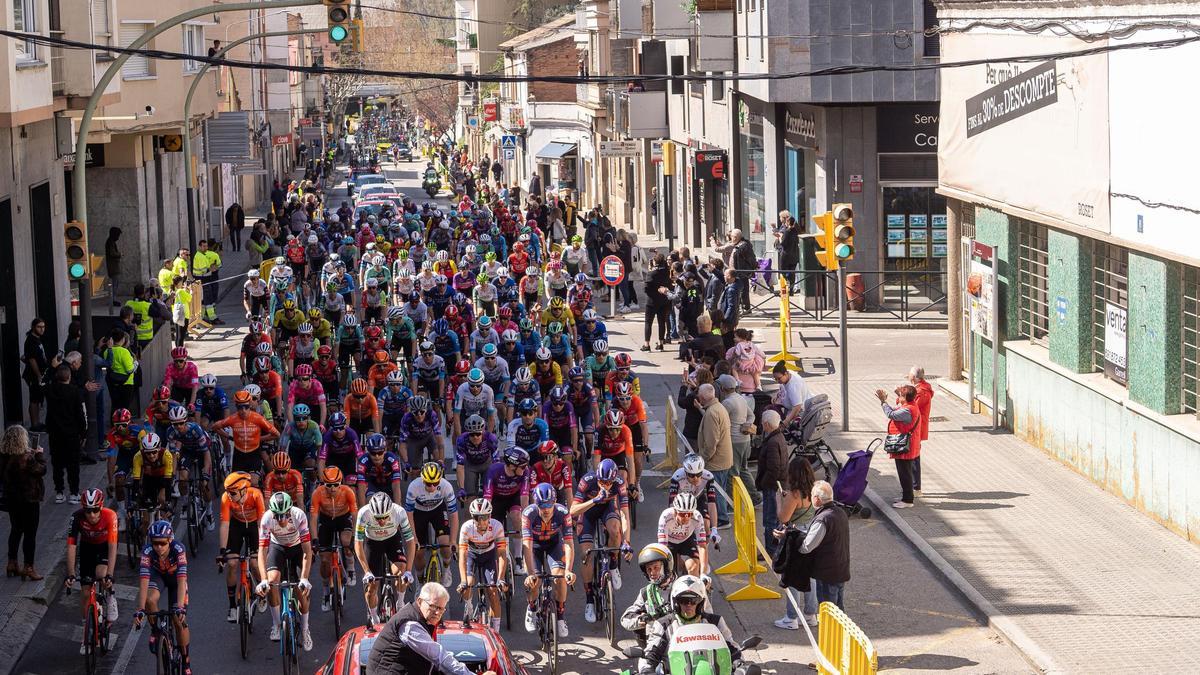 Sant Vicenç va acollir la Volta masculina i ara ho farà amb la femenina