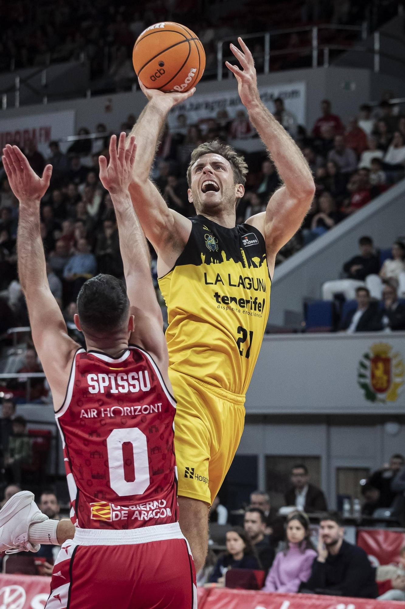 Zaragoza - La Laguna Tenerife