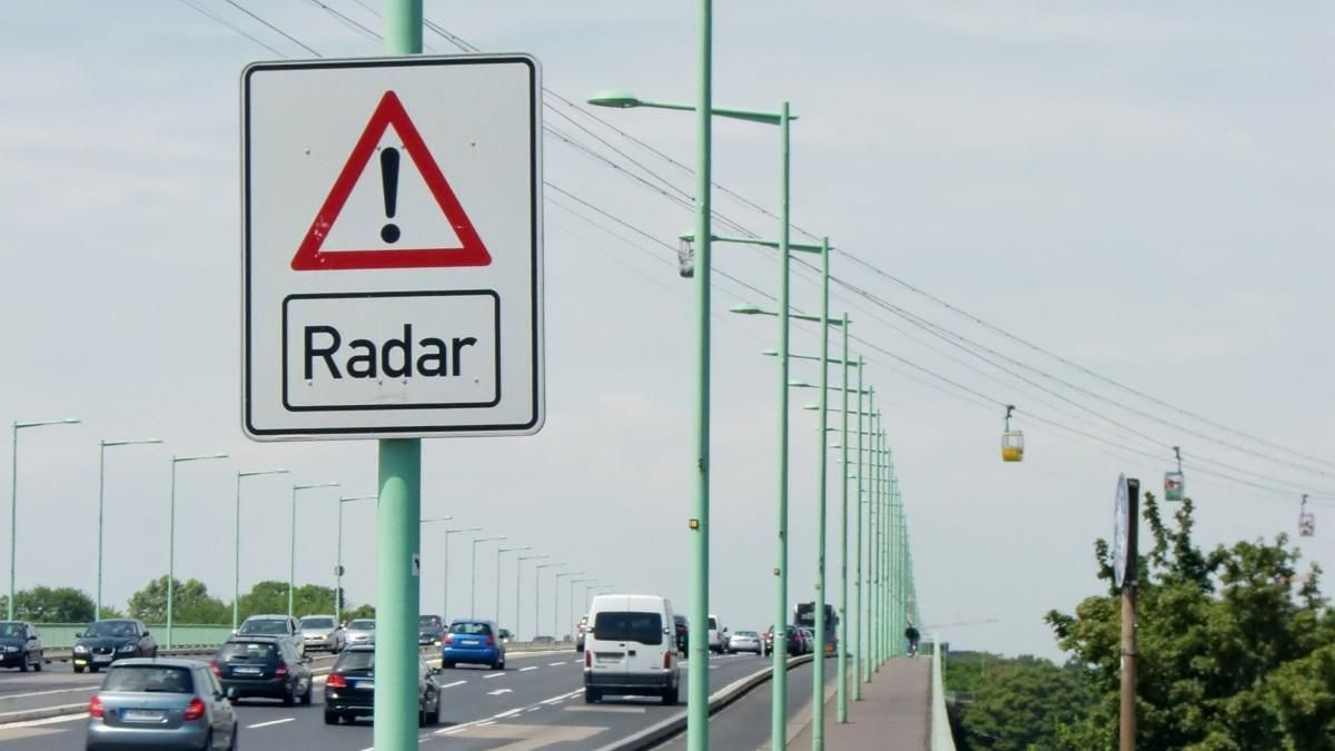 Barcelona multa con 17 nuevos radares desde esta semana: en qué ubicaciones se encuentran