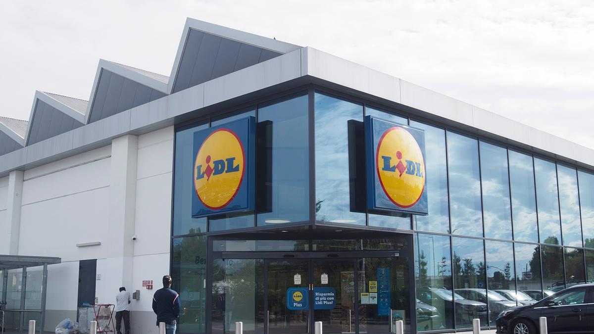 Mañana se esperan colas kilométricas en Lidl para conseguir el juego de sartenes de aluminio y mango de madera más barato del mercado: por solo 10,99 euros