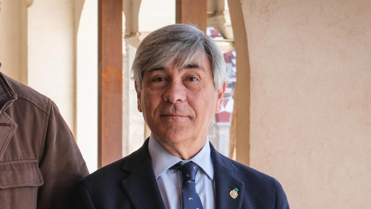 Cayetano Barriga ha sido elegido como hermano mayor de Las Descalzas de Badajoz.