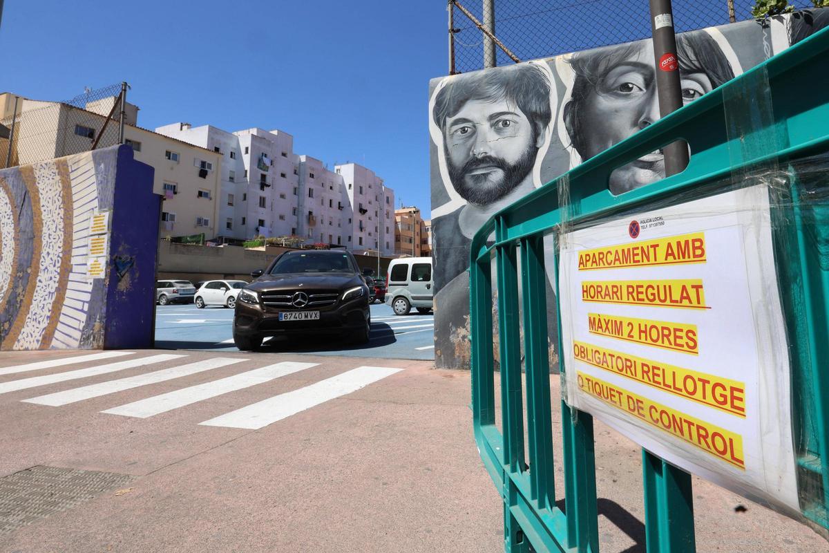 Imágenes del aparcamiento provisional por el cierre del 'parking' del Mercat Nou Imágenes del aparcamiento provisional por el cierre del 'parking' del Mercat Nou