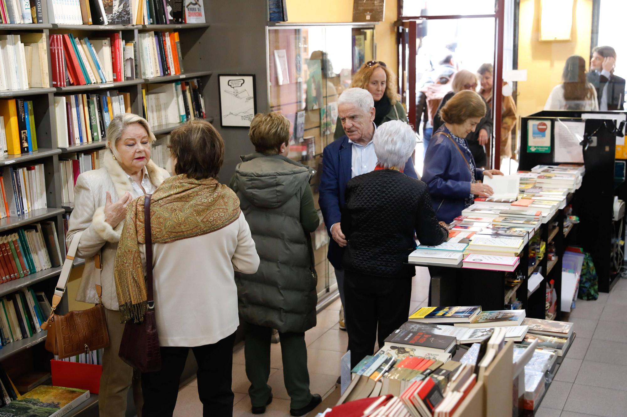 Últimos versos en la librería Polledo