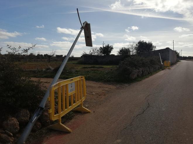 Estos fueron los destrozos causados por la excavadora en Santa Eugènia