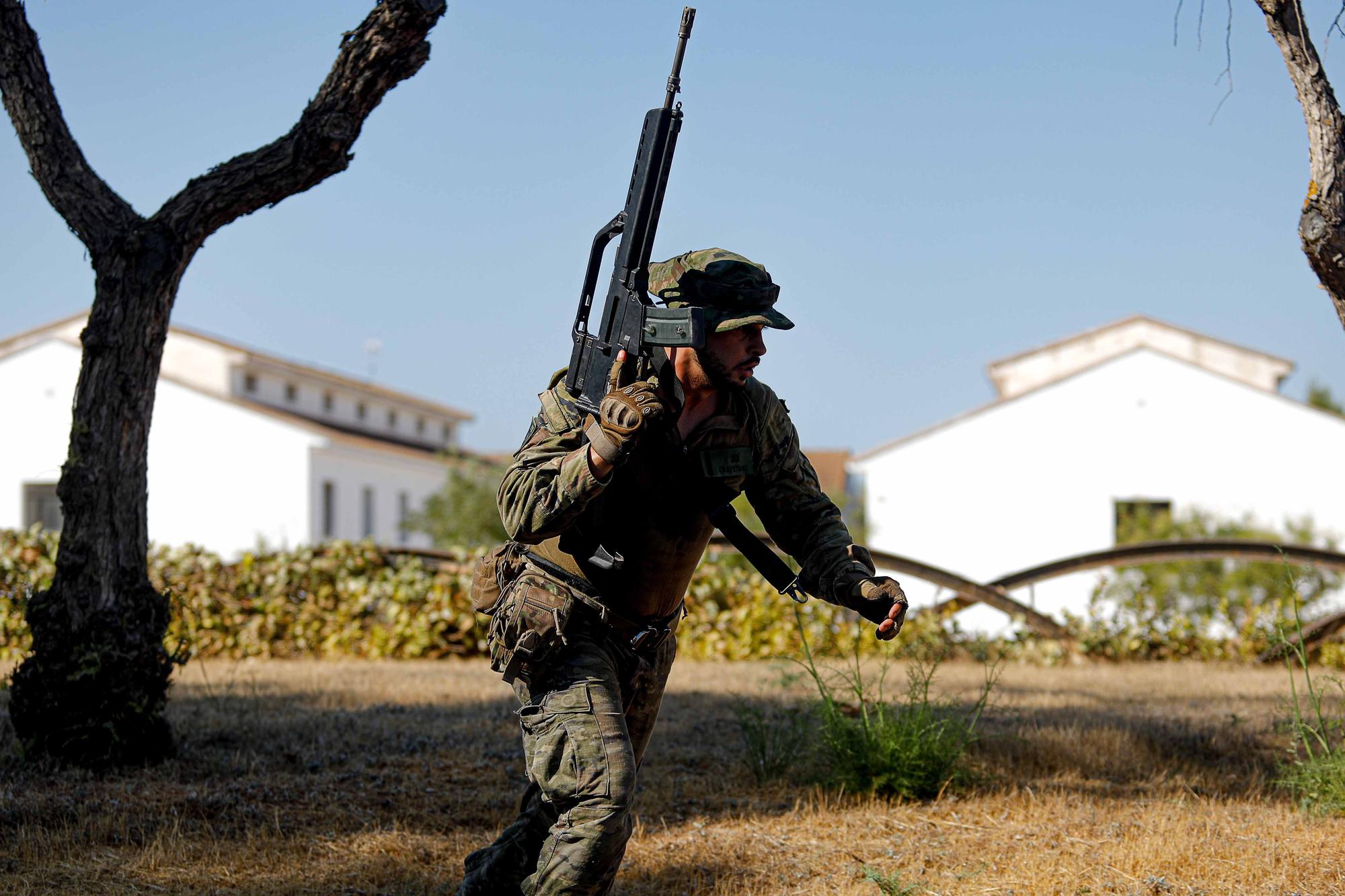 Militares en Ibiza: listos para la acción