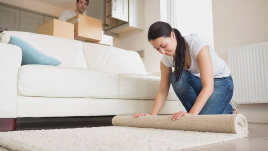 La alfombra térmica que calienta las estancias de tu casa rápidamente y que además te sirve para decorar