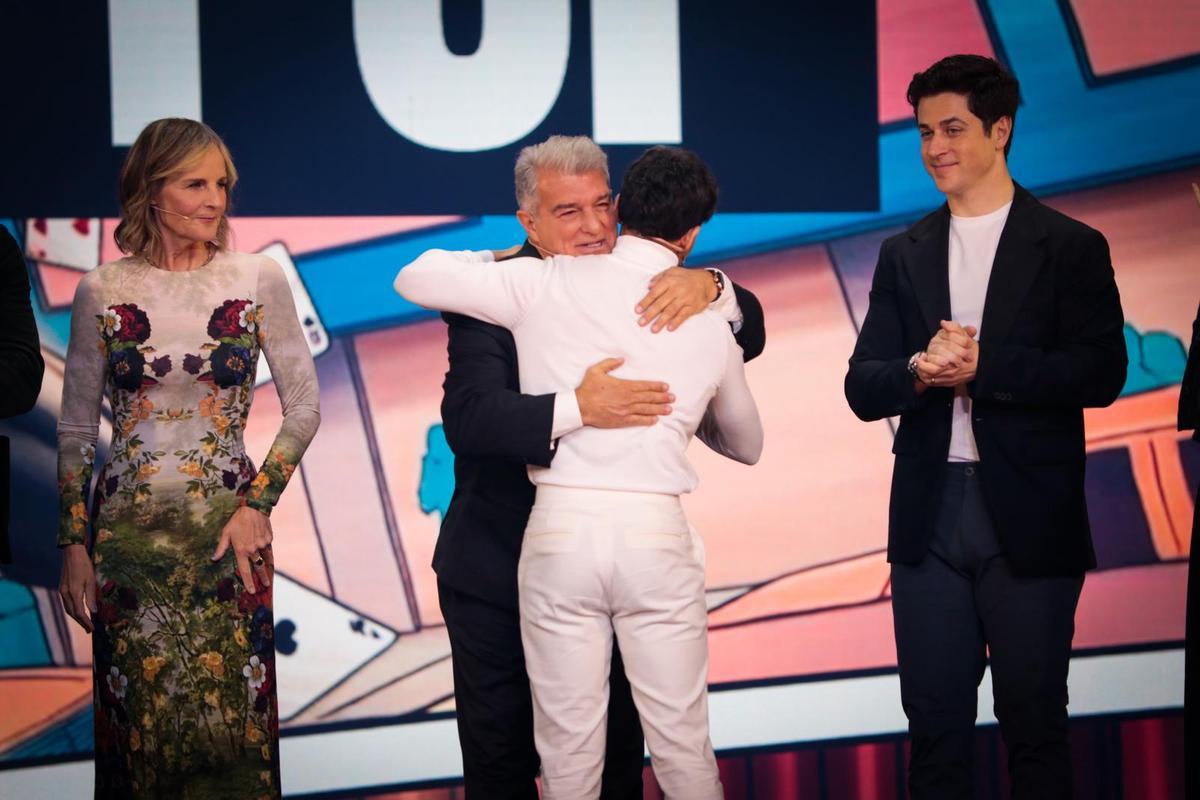 Laporta bromeó con Antonio Díaz, el Mago Pop