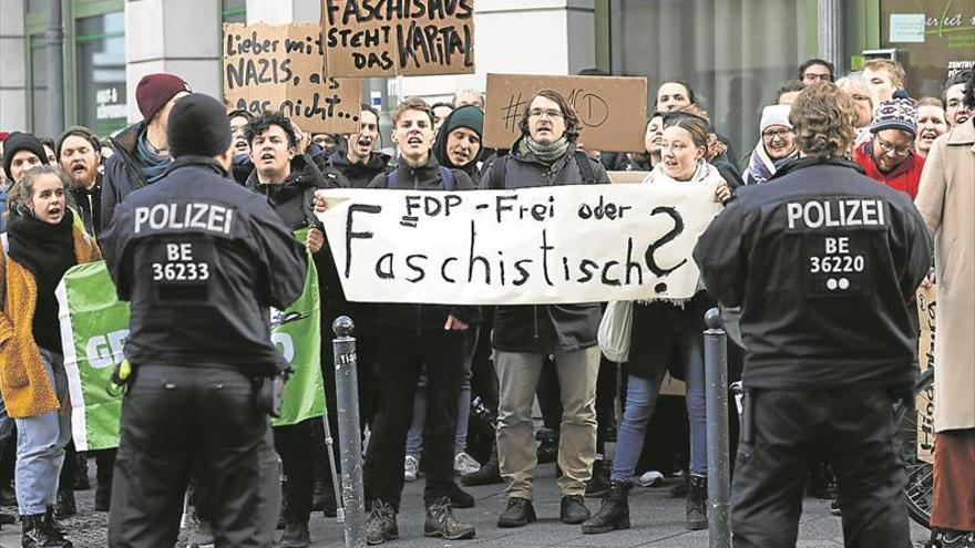 Golpe en Alemania al cordón sanitario a la extrema derecha