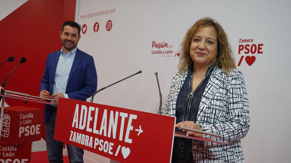 Iratxe García, junto al diputado del PSOE de Zamora Antidio Fagúndez.