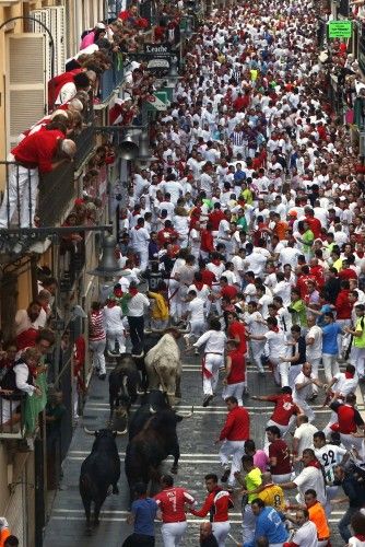 SEGUNDO ENCIERRO CON TOROS DE LA GANADER?A DE DOLORES AGUIRRE YBARRA