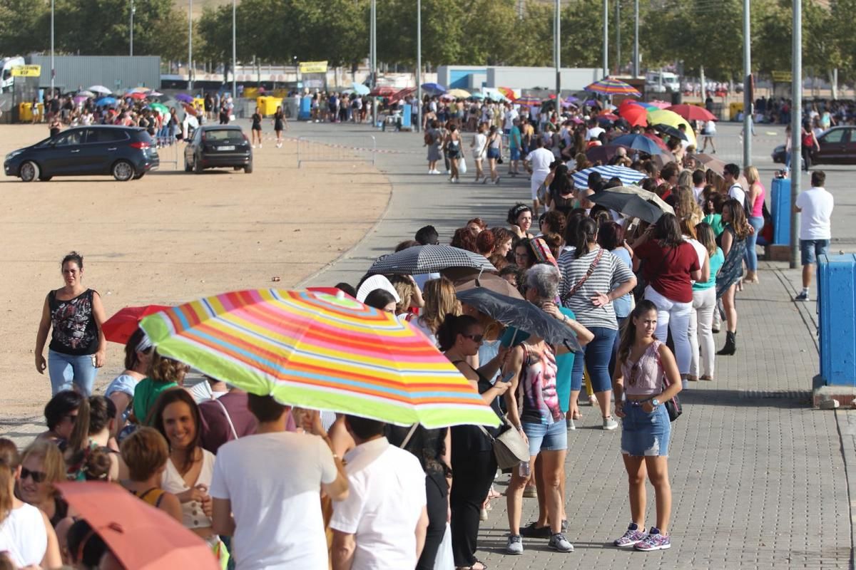 Colas en El Arenal para el concierto de Ricky Martin