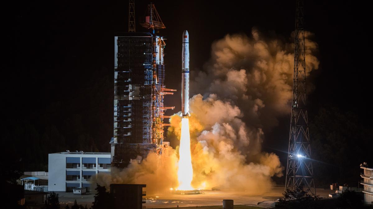 Imagen de un lanzamiento de un cohete chino.