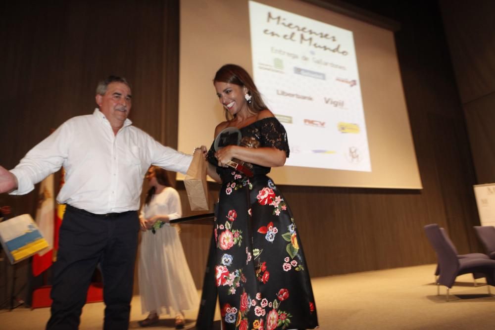 Paula Echevarría, embajadora de los Mierenses en el Mundo