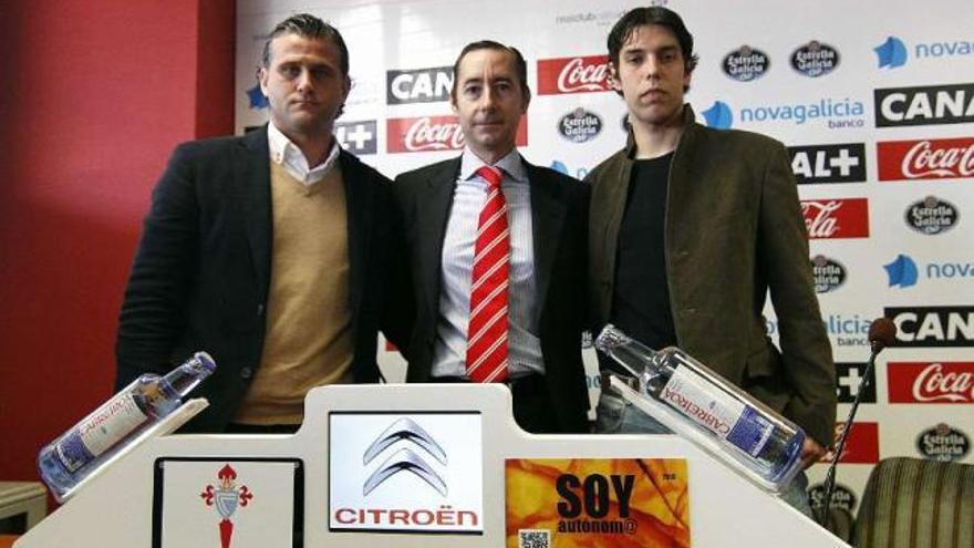 Toni Otero, José María Goicoa y David de Dios, ayer durante la presentación del torneo. // Jorge Santomé