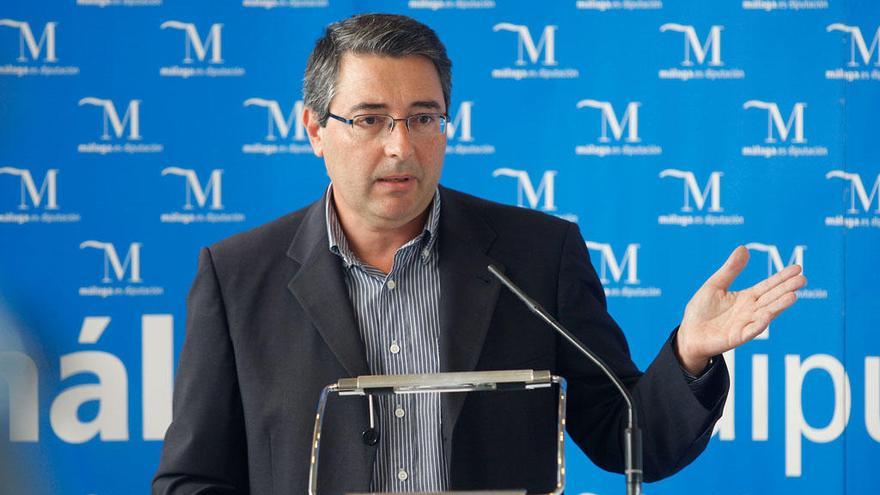 Francis Salado será el candidato del PP a presidir la Diputación, algo que logrará con el apoyo de Cs.