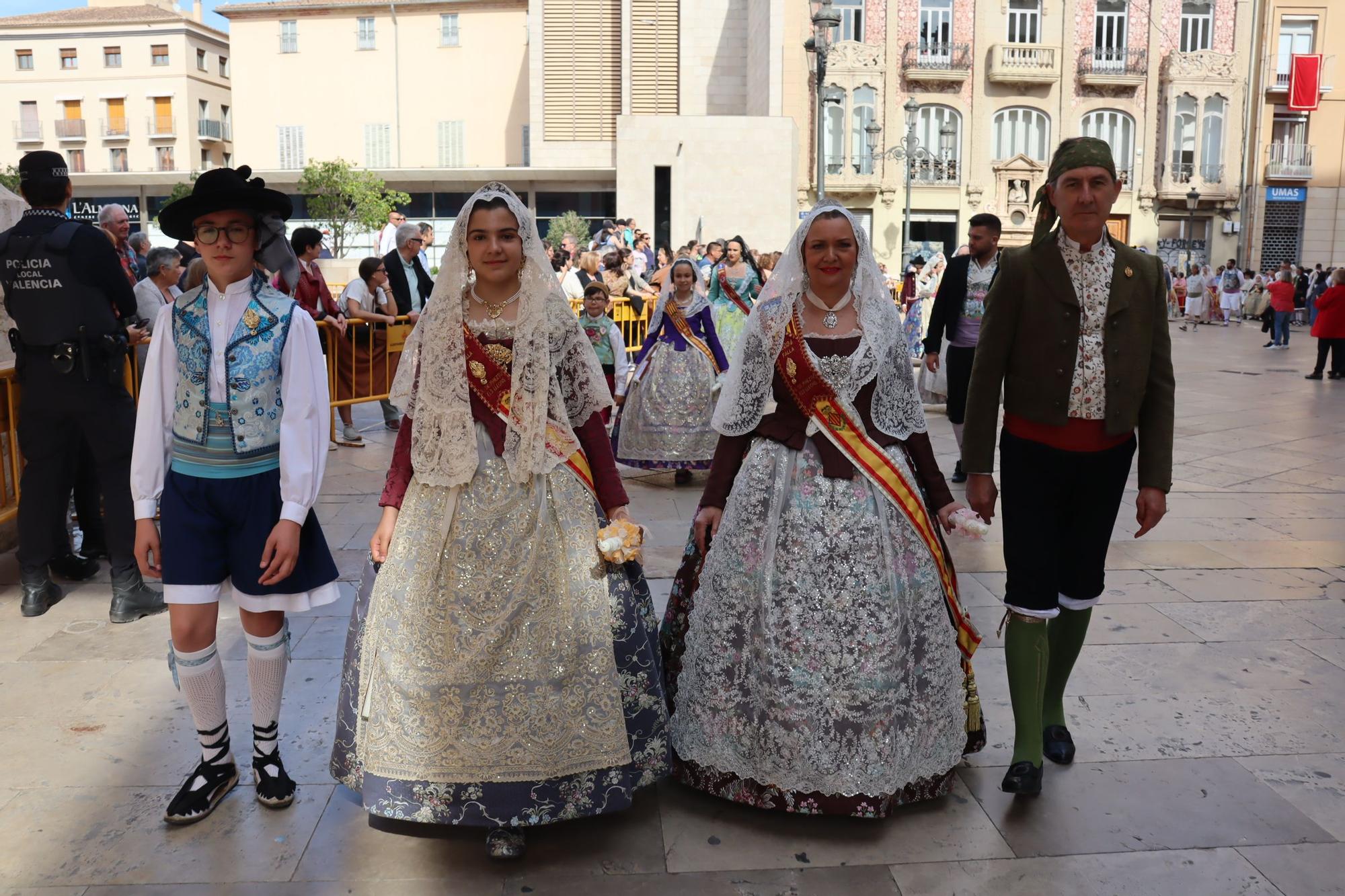 Las comisiones de falla en la Procesión de la Virgen (2/5)