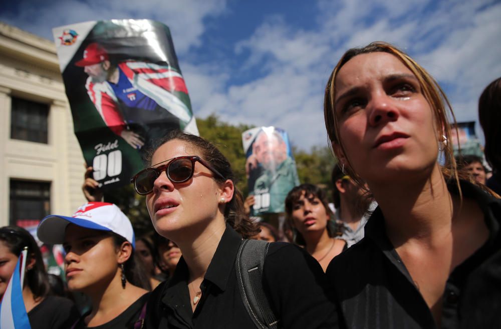 Los cubanos lloran la muerte de su líder