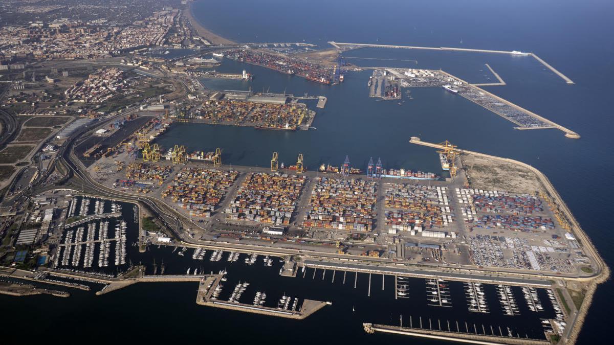 La Autoridad Portuaria de Valencia quiere mostrar su compromiso con la mejora del medio ambiente.
