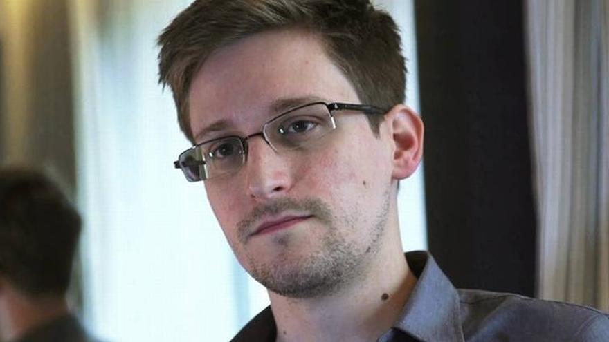 Snowden cumple tres semanas atrapado en el aeropuerto moscovita de Sheremétievo