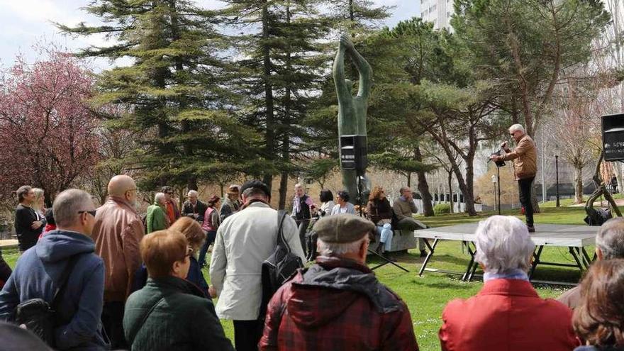 León Felipe, su recuerdo en verso