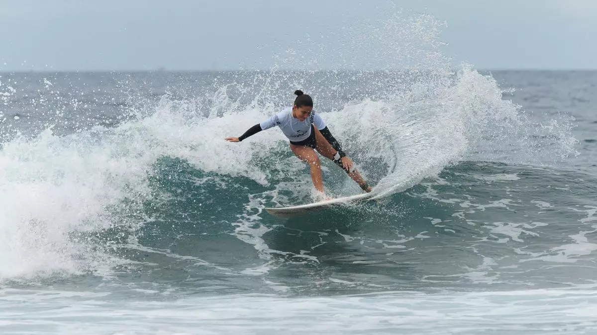 Luc赤a Machado, campeona de la Liga Iberdrola FESurfing: ※En Espa?a tenemos un nivel alt赤simo§