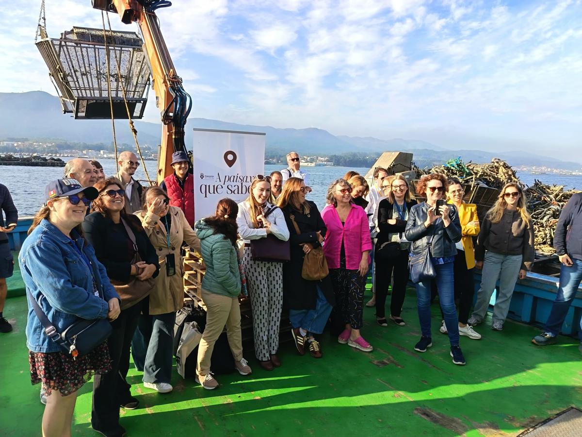 La comitiva europea pudo conocer las claves del cultivo del mejillón.