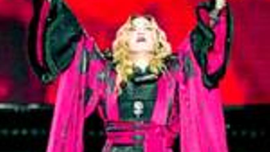 Madonna : LA DIVA INSULTA AL PUBLICO EN KENTUCKY