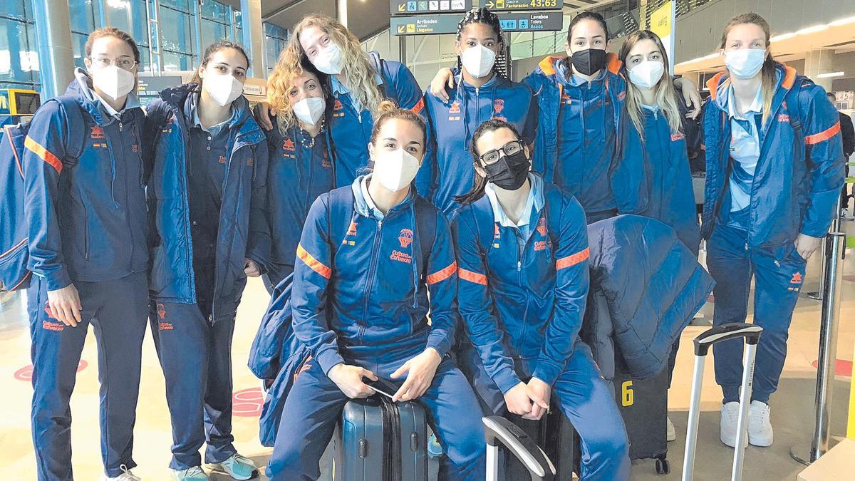 Las diez jugadoras disponibles tuvieron por delante un largo viaje a Ankara, y pocas horas de descanso antes del partido