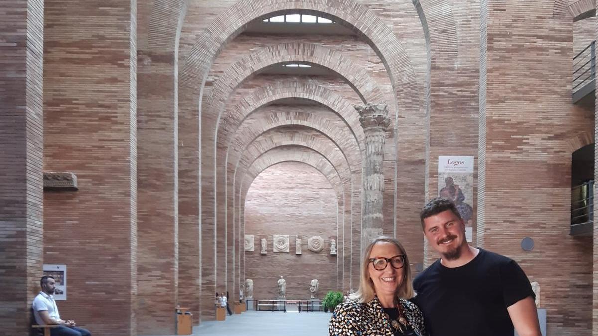 Gian Marco D'Eusebi, conocido en redes como Azzykky, en el Museo Nacional de Arte Romano de Mérida (MNAR).