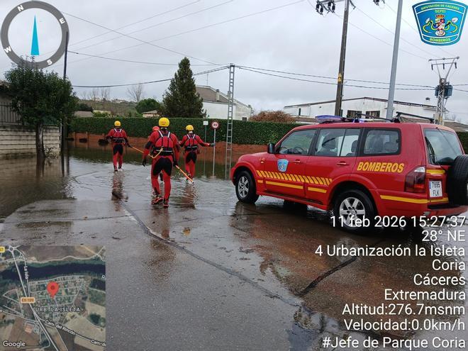 Fotogalería | Nuevo desalojo en La Isleta por la crecida del Alagón en Coria