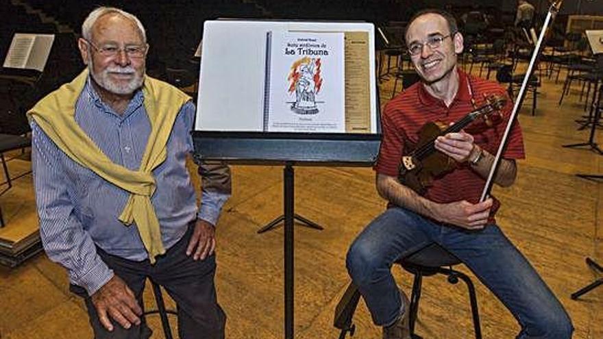 El autor Javier Ozores y el compositor Gabriel Bussi, esta semana en el Palacio de la Ópera.