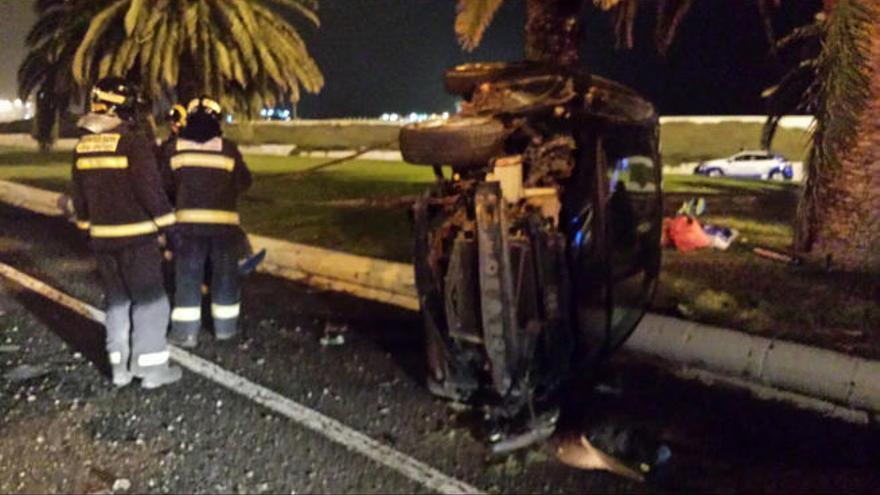 Tres heridos en vuelcos de vehículos en Gran Canaria y en Fuerteventura