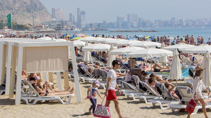 Las temperaturas permanecerán sin cambios o en descenso en un sábado soleado