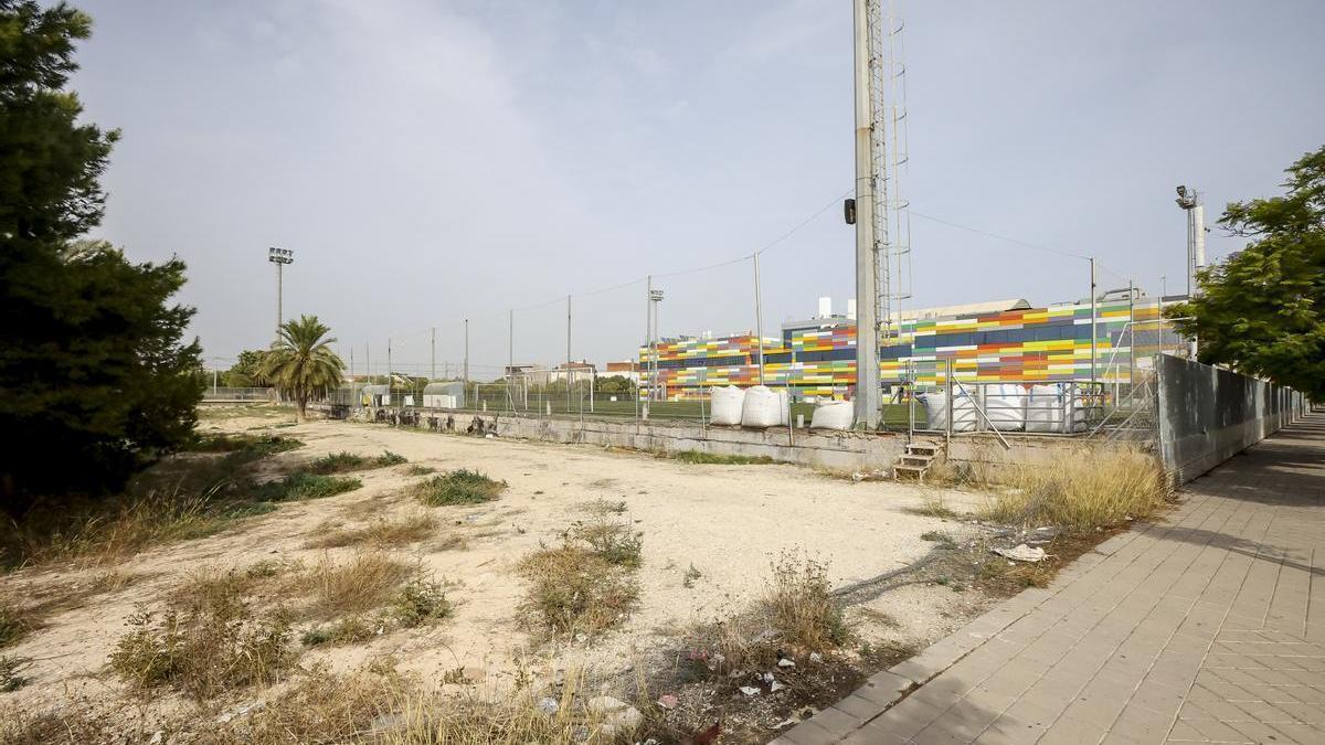 Campo de fútbol en Playa de San Juan: Arena Alicante ampliará sus  instalaciones