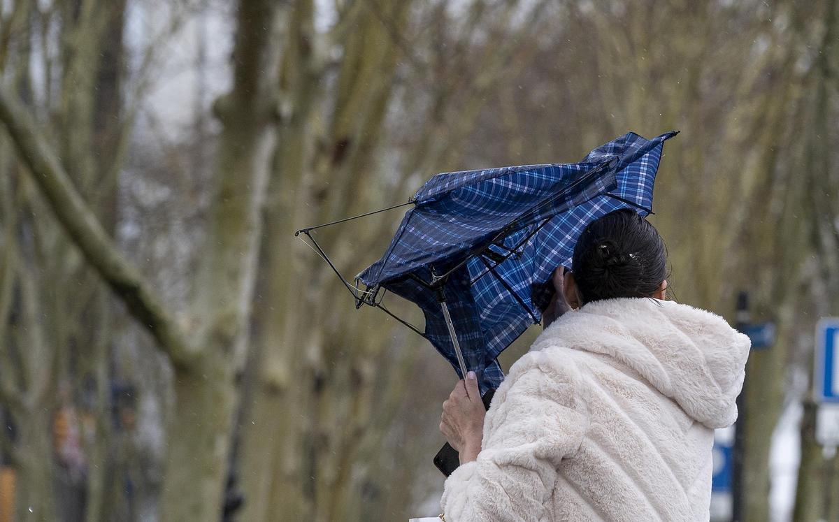 Catalunya activa avisos per vents huracanats i ratxes de més de 80 km/h des d’avui i fins diumenge