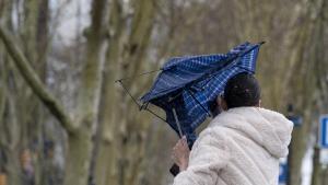 Catalunya activa avisos per vents huracanats i ratxes de més de 80 km/h des d’avui i fins diumenge