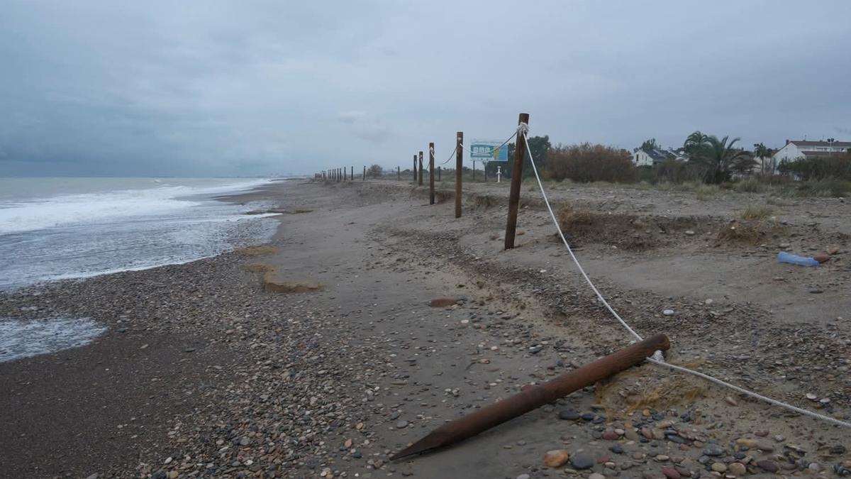 La playa de la Malvarrosa de Corinto, tras el temporal Francis