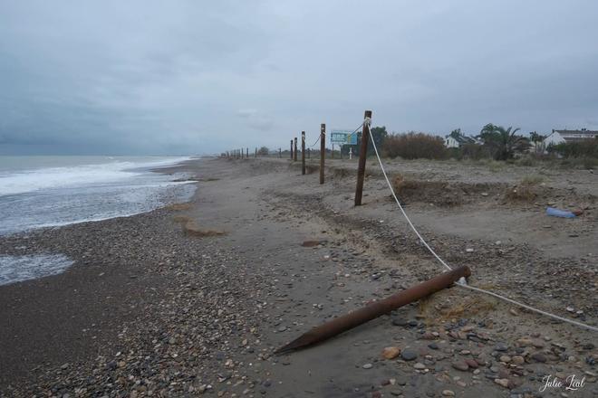 La playa de la Malvarrosa de Corinto, tras el temporal Francis