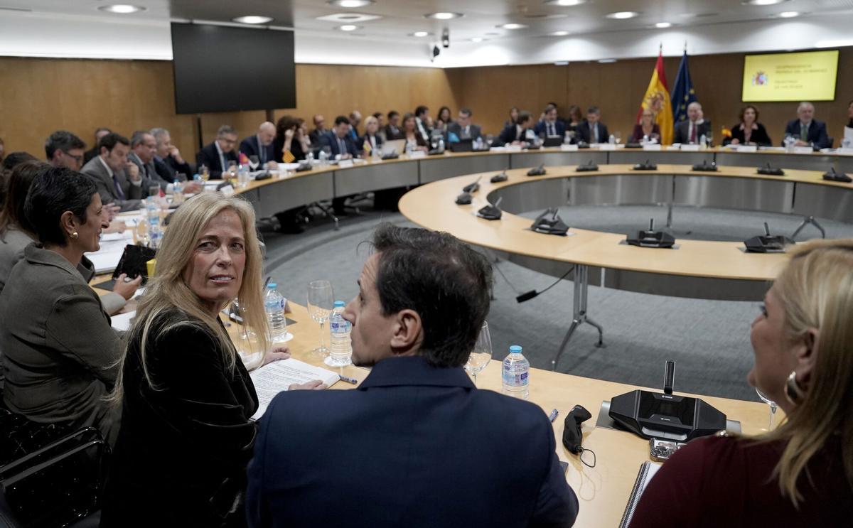 La consejera de Economía, Hacienda y Empleo de la Comunidad de Madrid, Rocío Albert, en la reunión del Consejo de Política Fiscal y Financiera.