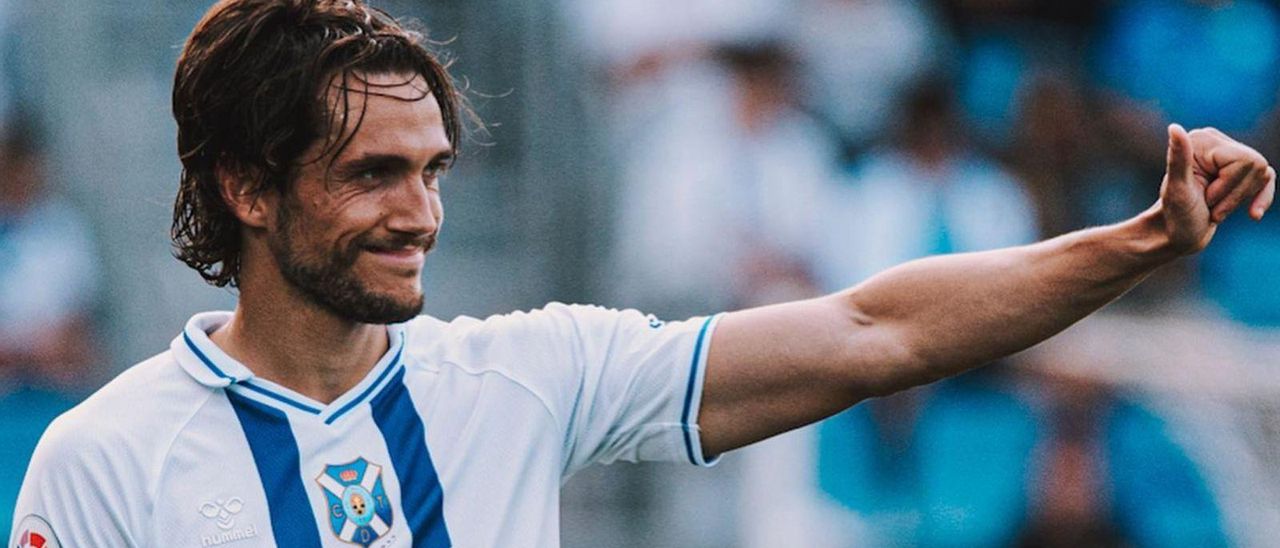 Álex Corredera, durante un partido en el Heliodoro.