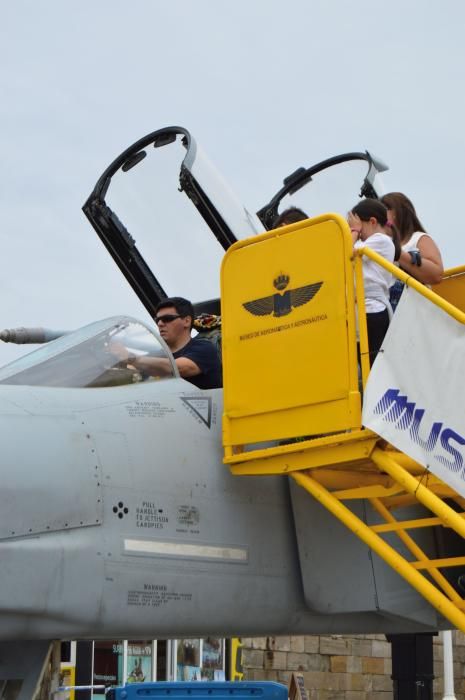 Aviones del festival aéreo de Gijón