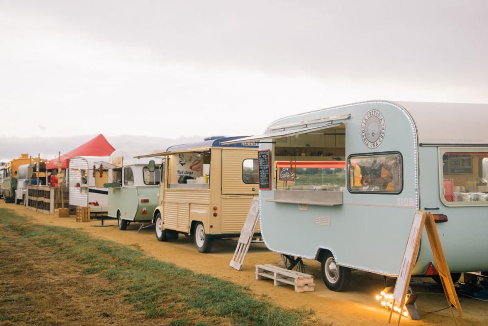 Van Van Market de l''estiu de 2015 a l''Aeroclub Empordà