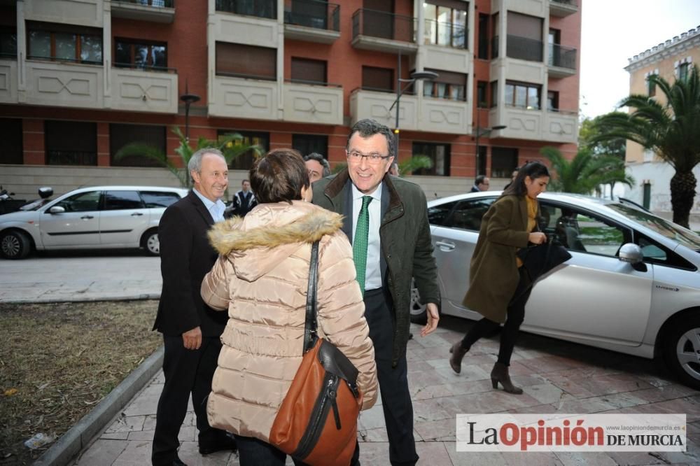 ¡Ya es Navidad en Murcia! Con pista de hielo inclu