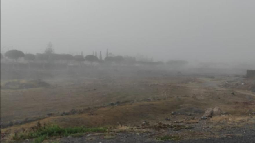 Niebla esta mañana de domingo en Maspalomas y Playa del Inglés